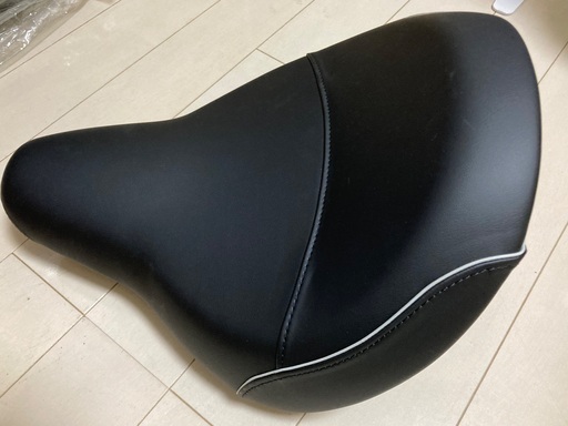 バイクシート TRIUMPHスピードマスター フロントライダーシート 未使用 トライアンフ