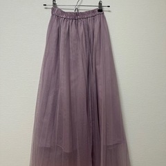 薄紫色レーススカート