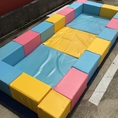 ジョイント式キッズブロック プレイマット付き ジョイント式キッズブロック プレイマット付き