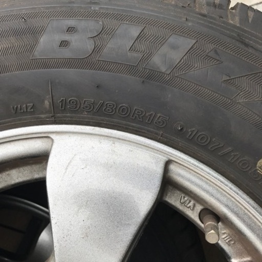 クリスマスローズ MS-915☆195/80R15 DUNLOP スタッドレス アルミ