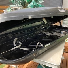 お話中　イノー　ルーフボックス