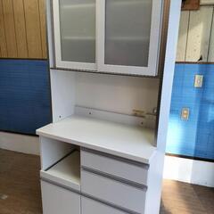 パモウナ（Pamouna）キッチンボード 食器棚 中古品