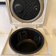 三菱の炭炊釜5.5合炊き炊飯器✨