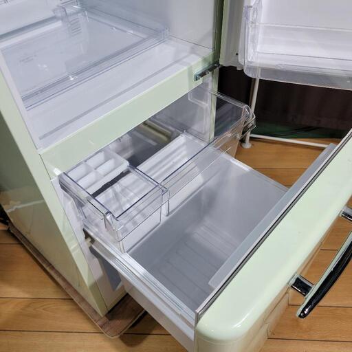 ‍♂️売約済み‼️設置まで無料‼️最新2019年製✨レトロクラシック eangle 2ドア冷蔵庫