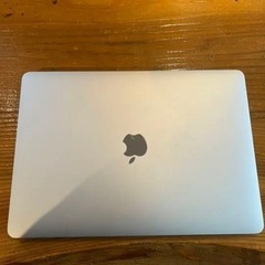 【美品】MacBook Pro 13インチ(2022)