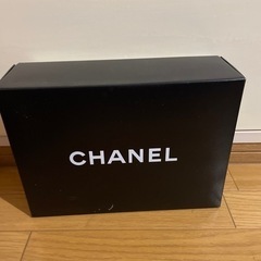 CHANELの箱　