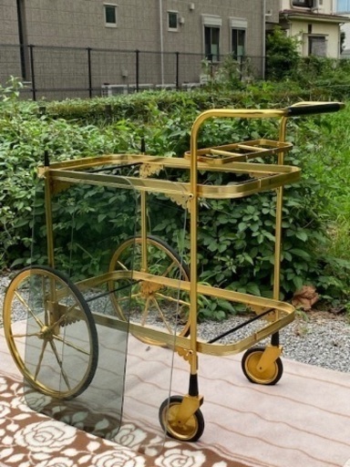逸品 キッチンワゴン トレー ガラス キャスター付 洋館ディスプレイサイドテーブル店舗什器クラシカルトローリーシェルフ 逸品 キッチンワゴン トレー ガラス キャスター付 洋館ディスプレイ