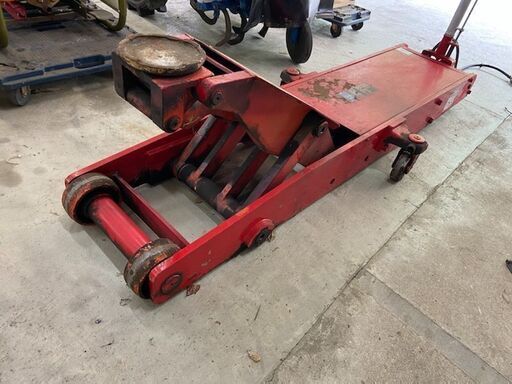 低床大型エアージャッキ　バンザイ　MA-1500VL【店頭引取限定】【寄楽屋 きらくや 成田本店】 低床大型エアージャッキ バンザイ MA-1500VL【店頭引取限定】【寄楽屋