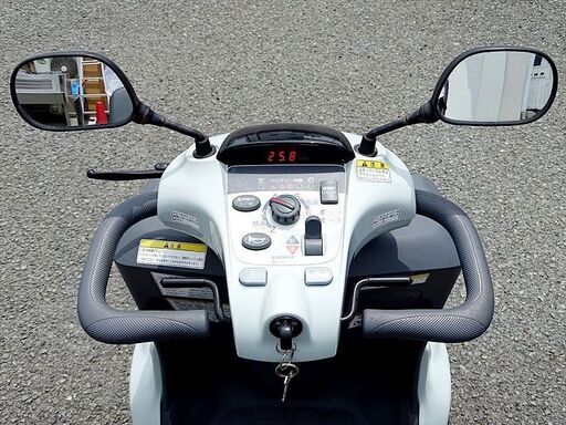 山口)下松市より スズキ セニアカー ペールブルー ET4D7 最大体重100kg  