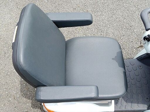 山口)下松市より スズキ セニアカー ペールブルー ET4D7 最大体重100kg