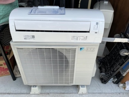 愛知直接引取限定】DAIKIN AN40TEPK-W 2016年製 | www.debbiejorde.com