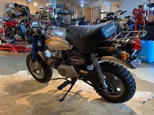 □HONDA MONKEY Z50J ホンダ モンキー 50改 50cc シルバー 6V エンジン 