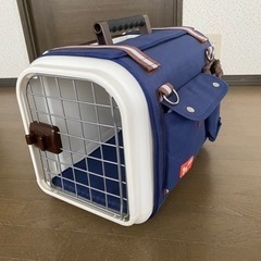 ペットキャリーケース　中型犬