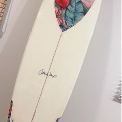 コリーンウィルコックスサーフボード