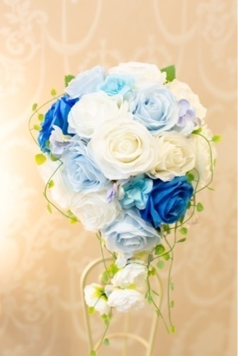 白バラ　ブルー濃淡　ブーケ　ブートニア　結婚式