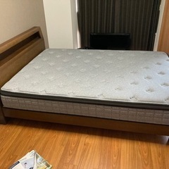 【ダブルベッド、マットレス・フレーム】コンセント2口　クリーニング済　配達可能　管理番号50409