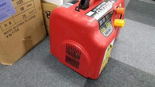 マックス　エア・コンプレッサー　AK-CL7700E