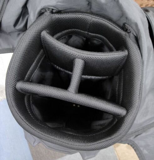 ☆ le coq sportif キャディバッグ 4分割 10型相当 スタンドタイプ