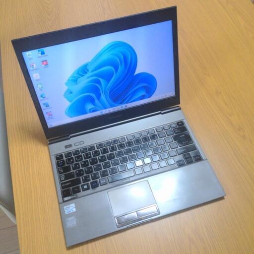 【軽量！東芝・薄型で持ち運び便利☆】Win11 i5　高速SSD搭載！