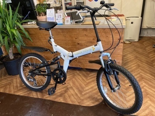 【前後サスペンション付き】6段変速　20インチ折りたたみ自転車　ホワイト