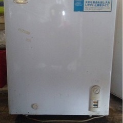 持ち帰り特価！500Lの冷凍庫ストッカー年式不明別館倉庫浦添市安波茶2