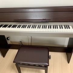 YAMAHA電子ピアノ 椅子付き（受け渡し予定者決定）