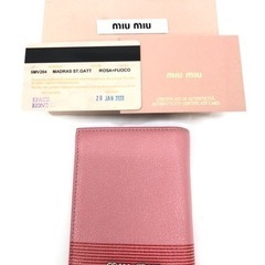 ミュウミュウ MIUMIU 2つ折り財布 新品未使用 5MV204 レザー