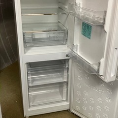 市内配送無料！ ハイアール 2ドア冷凍冷蔵庫 148L ファン式冷凍庫 右