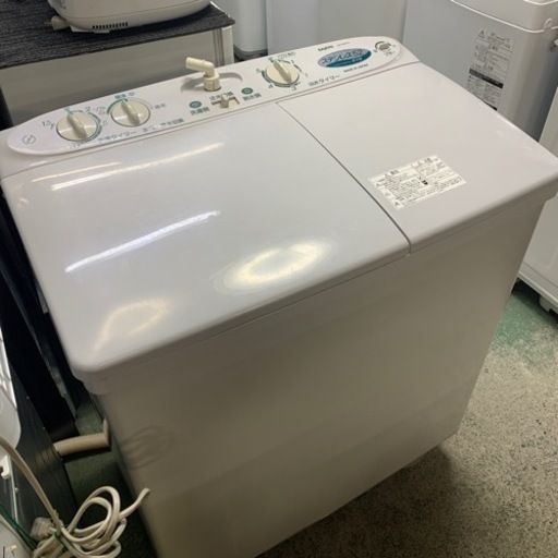 サンヨー　2槽式洗濯機　5.2キロ　2004年製
