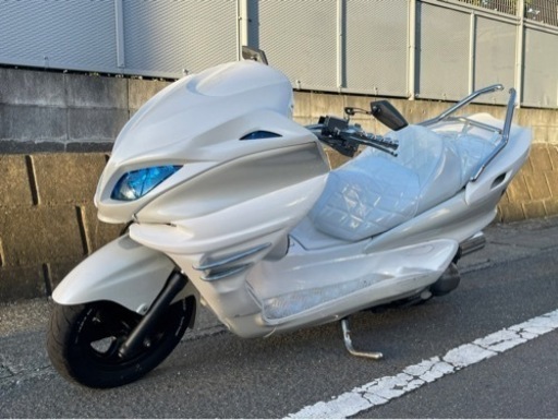 オールホワイトカラー‼︎ 【YAMAHA マジェスティ】スピーカー４発‼︎ LED‼︎