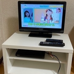 AQUOS TV ビデオデッキ　テレビ台