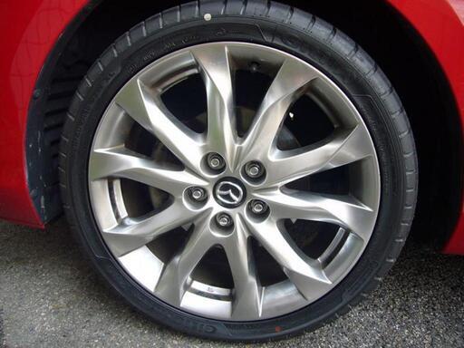 アクセラスポーツ純正ホイール 16インチ