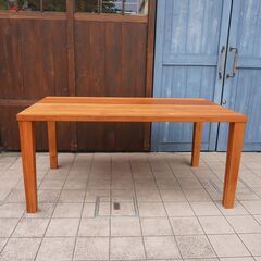 NAGANO INTERIOR(ナガノインテリア)のREAL DT400 ブラックチェリー材 ダイニングテーブル。落ち着いた色合いとナチュラルな質感が魅力の4人用食卓。北欧スタイルや和の空間にも♪CH304