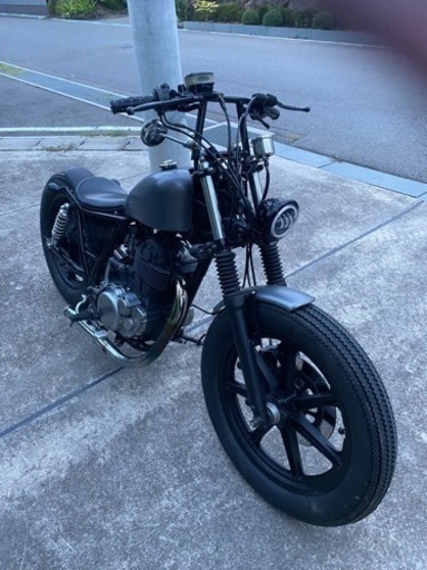 SR400  ボバーカスタム　希少キャストホイール