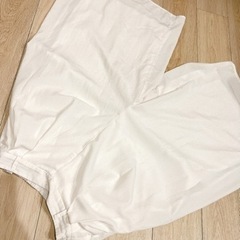 GU ホワイト パンツスカート