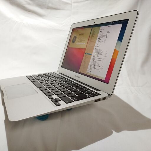 MacBook Air A1465 11インチ 9時間稼働 SSD512GB CORE i5 4GBメモリー 