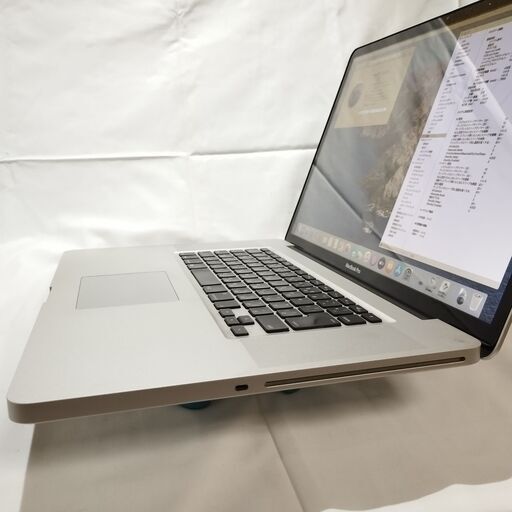 MacBook Pro 17 MacBook Pro 17