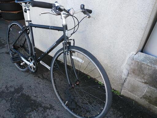 取引決定しました。防犯登録料込み！札幌市内配達無料。中古クロスバイク700×28Cブラック！ 取引決定しました。防犯登録料込み！札幌市内配達無料。中古クロスバイク