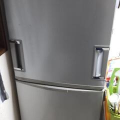 【ネット決済・配送可】冷蔵庫　SHARP SJ-WA35S-S