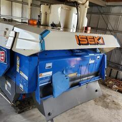 決まりました　コンバイン　イセキ　フロンティア13