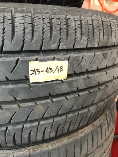 トーヨータイヤ 215-45/18 山あり4本セット