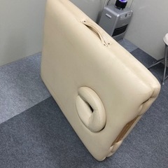 折りたたみベッド　整体　オイル　マッサージ　アースライト