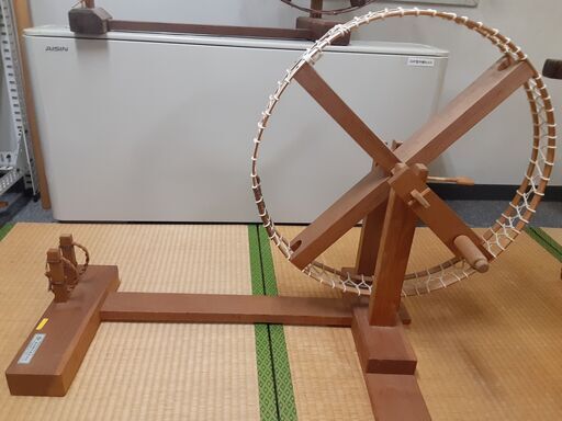 中古 糸車 紡車 美品 使えます www.judiciary.mw
