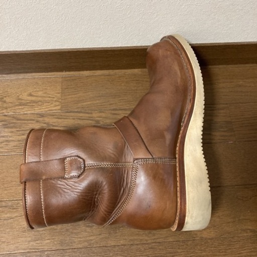 ヴァイバーグ viberg ショートエンジニア ホワイツ　ウエスコ　wesco WESCO、WHITE'S、VIBERGどのブーツがお勧めですか？ WHITES