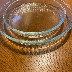 耐熱ガラスのオーブン皿　パイ皿　丸型大小2セット