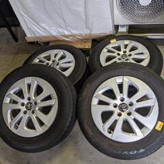 トヨタ 50プリウス 15インチ 純正 アルミホイールタイヤセット　ラジアルタイヤ　TOYO トヨタ 50プリウス 15インチ 純正 アルミホイールタイヤセット