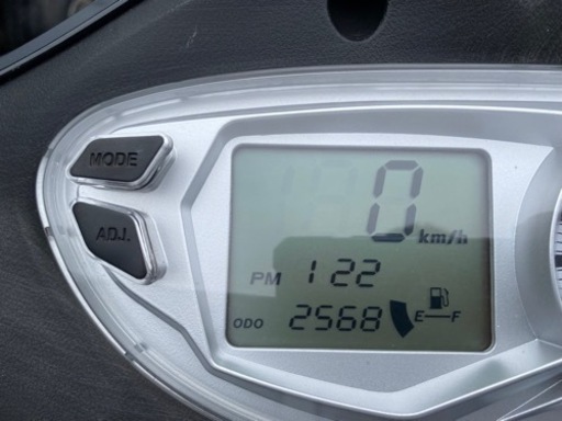 値下 キムコ KYMCO GP125i 125cc 2,568㎞ 中古実動車 現状販売車 エンジンオイル交換済み 各部点灯点滅OK 低走行 インジェクション