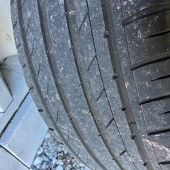 値下げしました。ベネルディ　19インチ　225/40R19