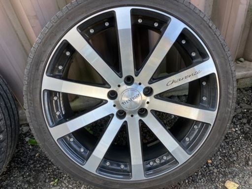 再度値下げ ベネルディ 19インチ 225/40R19