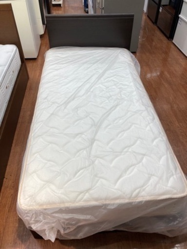 【大特価！】dreambedからシングルベッドを入荷！